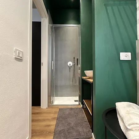 Urban Chic Black Apartamento Como